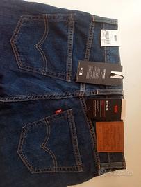 jean levi's 511