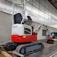 Miniescavatore Takeuchi TB 210R usato