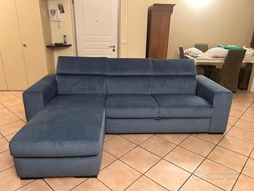 Divano  di "Divani &Divani" by Natuzzi