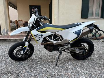 Husqvarna 701 depotenziata A2