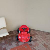Automobile a pedali Herbie maggiolino tutto matto