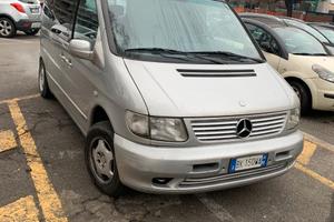 Mercedes Viano 2000
