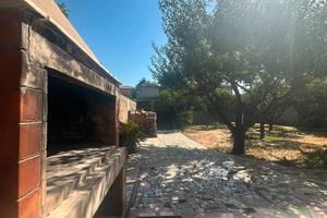 Semi indipendente con cortile