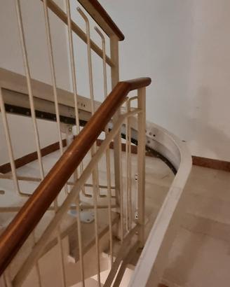 Montascale a seggiolina acorn a 180 2023