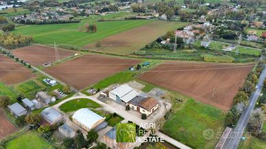 Terreno agricolo 3,2 HA con capannone 700 mq