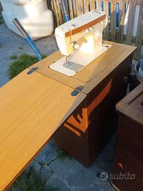 Macchina da cucire Singer