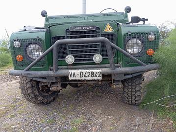 Land Rover 88 