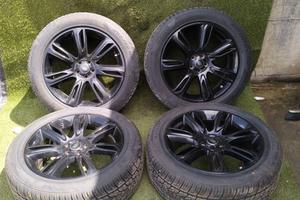 Cerchi e gomme range rover velar da 255/50/20