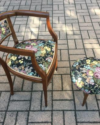 Sedia con pouf antica