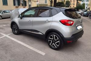renault captur anno 2015 1.5 dci 90 CV