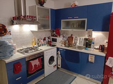 cucina angolare mondo convenienza ben tenuta