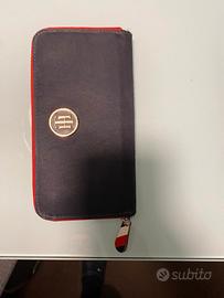 portafogli donna Tommy Hilfiger nero e rosso
