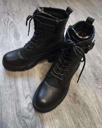 scarpe anfibio Bata taglia 37