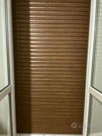 Tapparella per porta finestra.