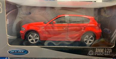 Welly BMW 120i E87 1:18 red