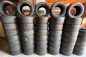 Gomme slick usate misure :  13 / 15 / 17 / 18