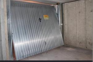 Garage basculato