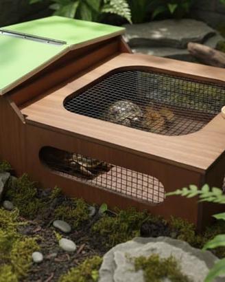 Casetta terrario in legno. Cm 60 x 40 x h cm 23