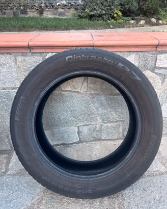 Pneumatico auto
