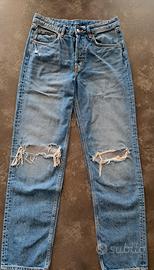 Jeans donna HM con strappi