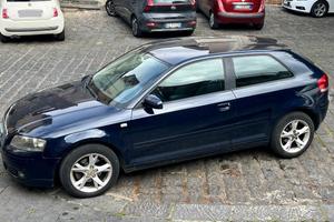 Audi A3 DSG con palette al volante