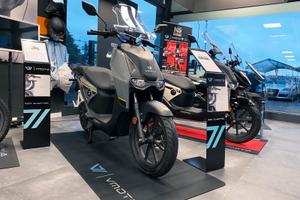 VMOTO CPX 2 Batterie - 2025 - 140 Km Autonomia