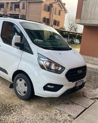 Furgone Ford Transit Costum