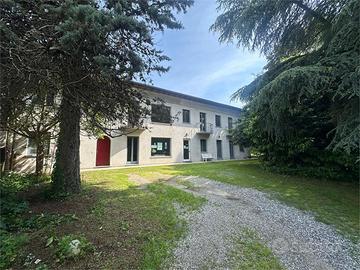 Casa Singola a Varallo Pombia
