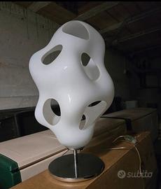 Lampada da tavolo di design Bokka by Kundalini 