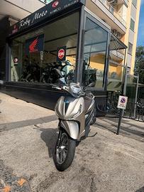 Piaggio Beverly 400 i.e. HPE