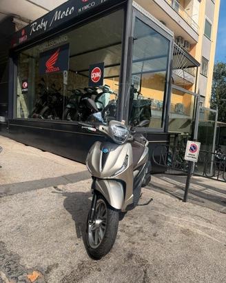 Piaggio Beverly 400 i.e. HPE