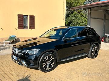 Mercedes glc 200 d 4 matic sport-2021