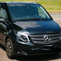 Noleggio van 8 posti