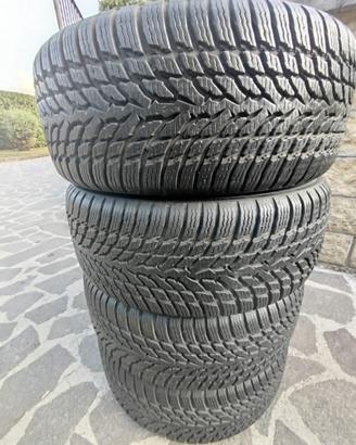 Pneumatici invernali 225/50 R18