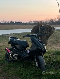Yamaha Aerox 50(70) 2010 799€(trattabile)