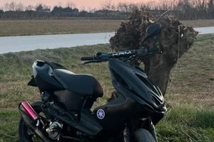 Yamaha Aerox 50(70) 2010 799€(trattabile)