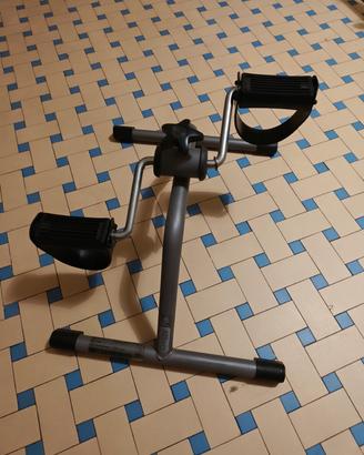 Pedaliera per riabilitazione  e fitness 