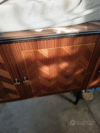credenza con specchio 