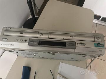Lettore combinato DVD/VCR Sony SLV D910