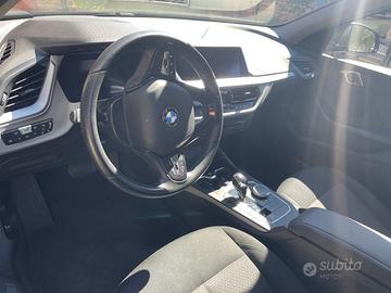 BMW 118D - 2021