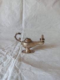 Riproduzione in argento di Lampada di Aladino
