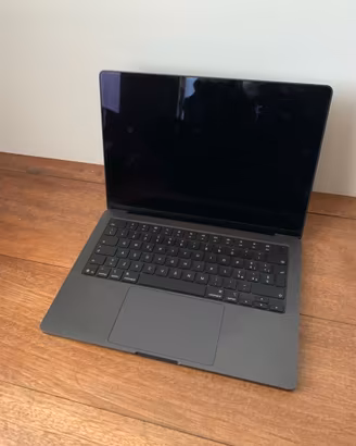 PC MacBook Pro M4 con 16GB RAM 14 pollici