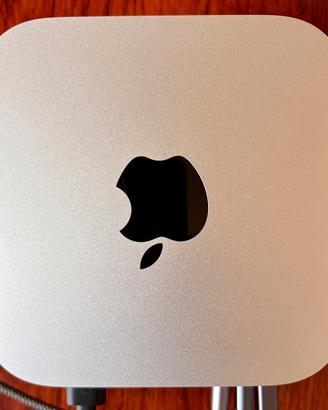 Mac mini M4 (16GB/256GB) + Magic Keyboard & Mouse