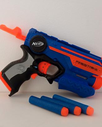 Pistola Nerf Firestrike N-strike elite+ 3 dardi