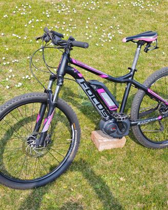 E-Bike Focus Jarifa Bosch con BATTERIA NUOVA