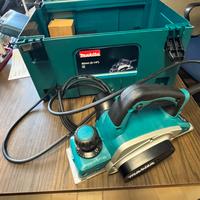 Pialla elettrica Makita KP0800J 82mm 620W NUOVA