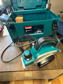 Pialla elettrica Makita KP0800J 82mm 620W NUOVA