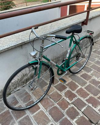 Bici da città vintage verde
