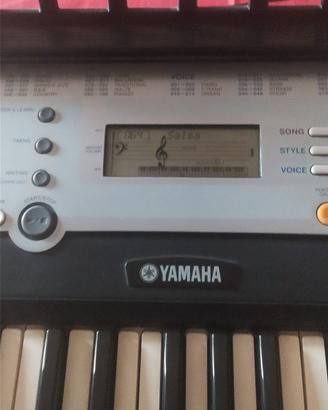 tastiera Yamaha ypt 200