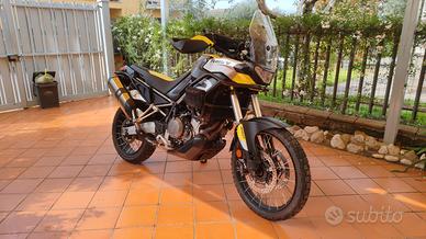 Aprilia tuareg 660